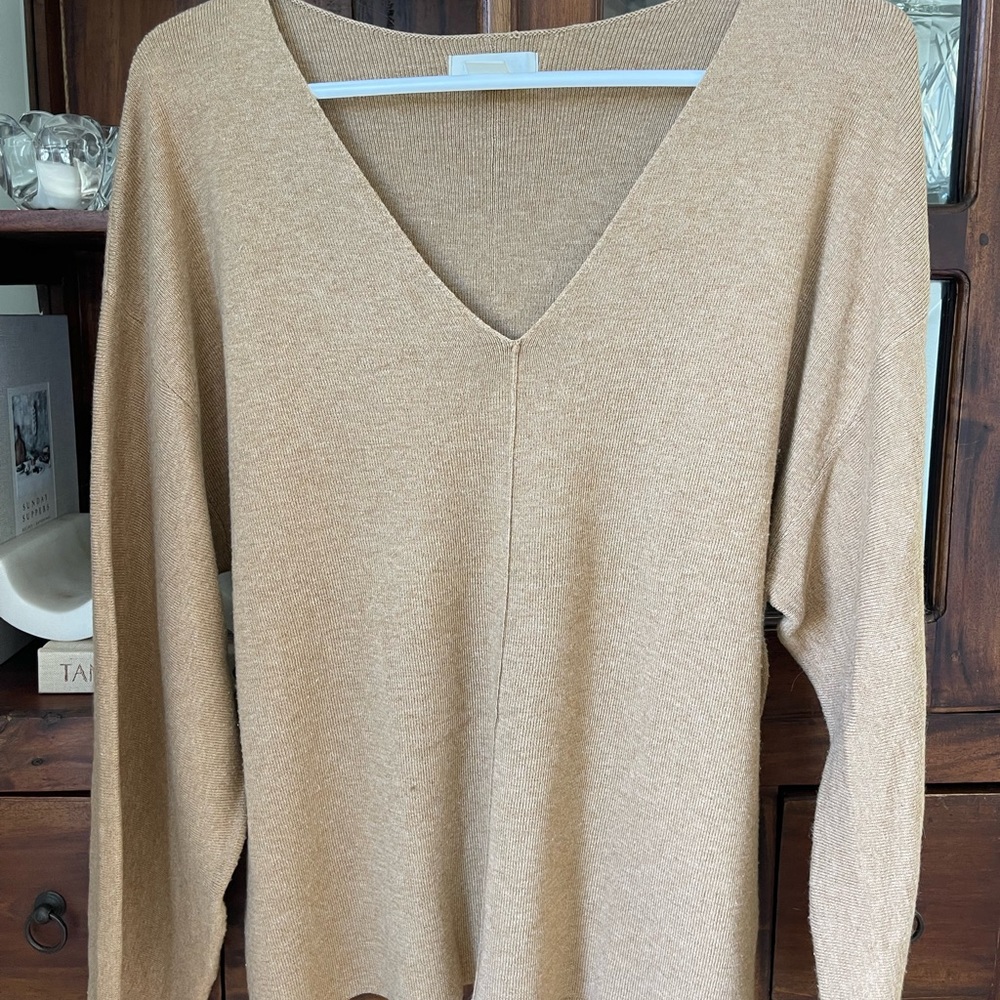 H&M V neck pullover Batwing sweater